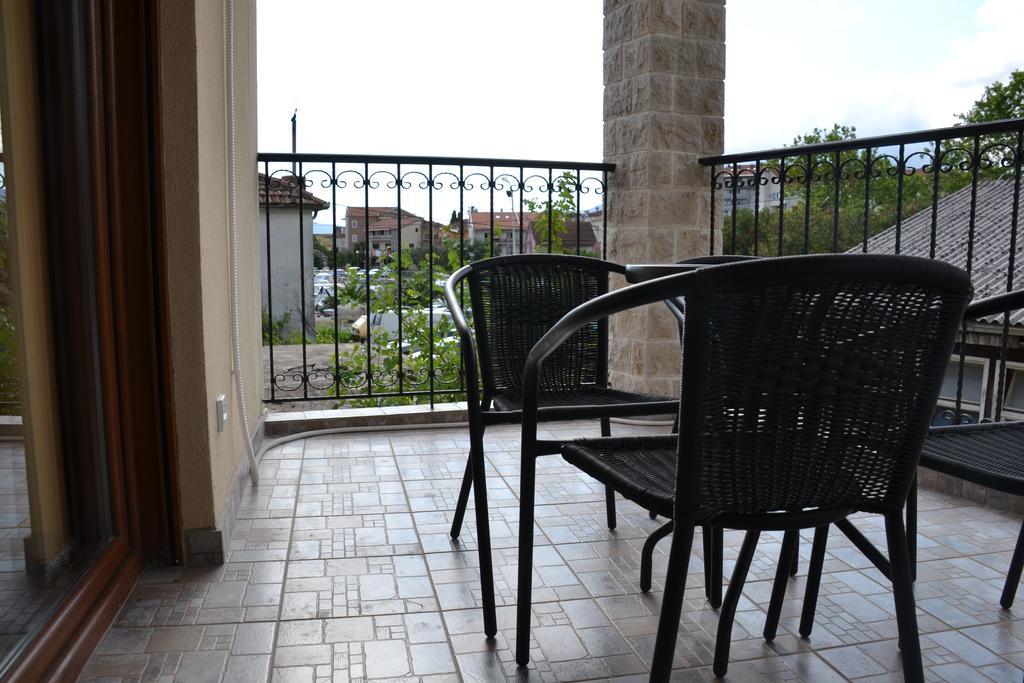 Apartments Porat ティヴァト エクステリア 写真