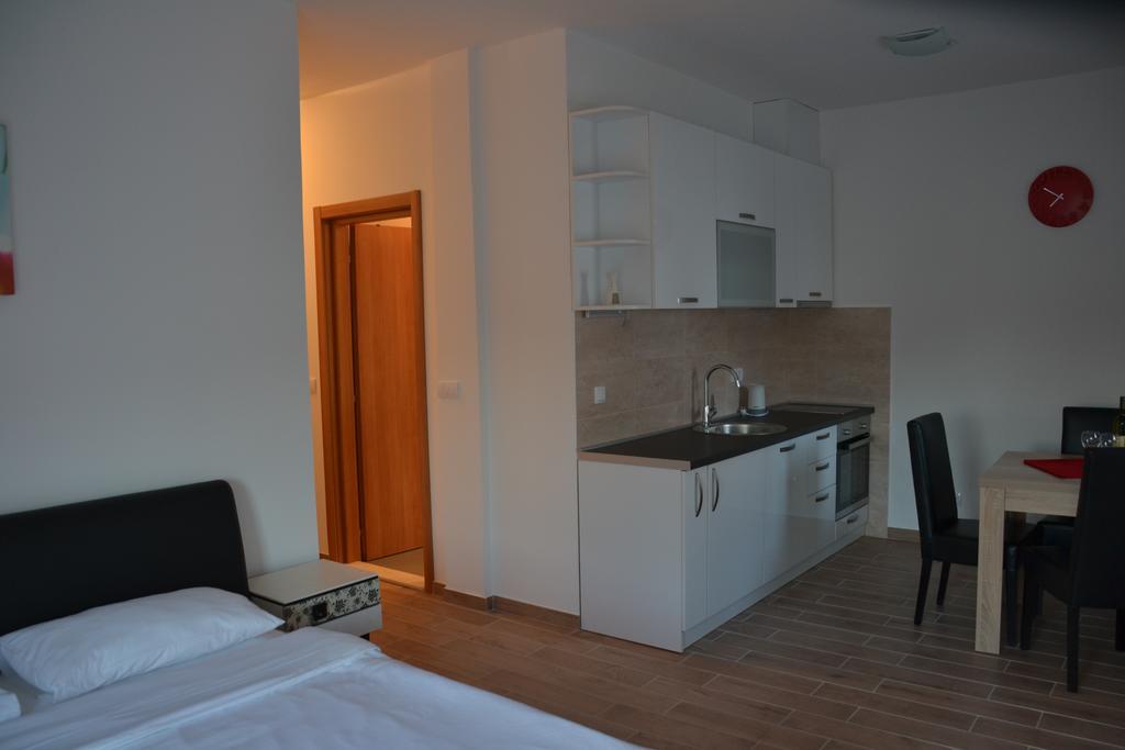 Apartments Porat ティヴァト エクステリア 写真